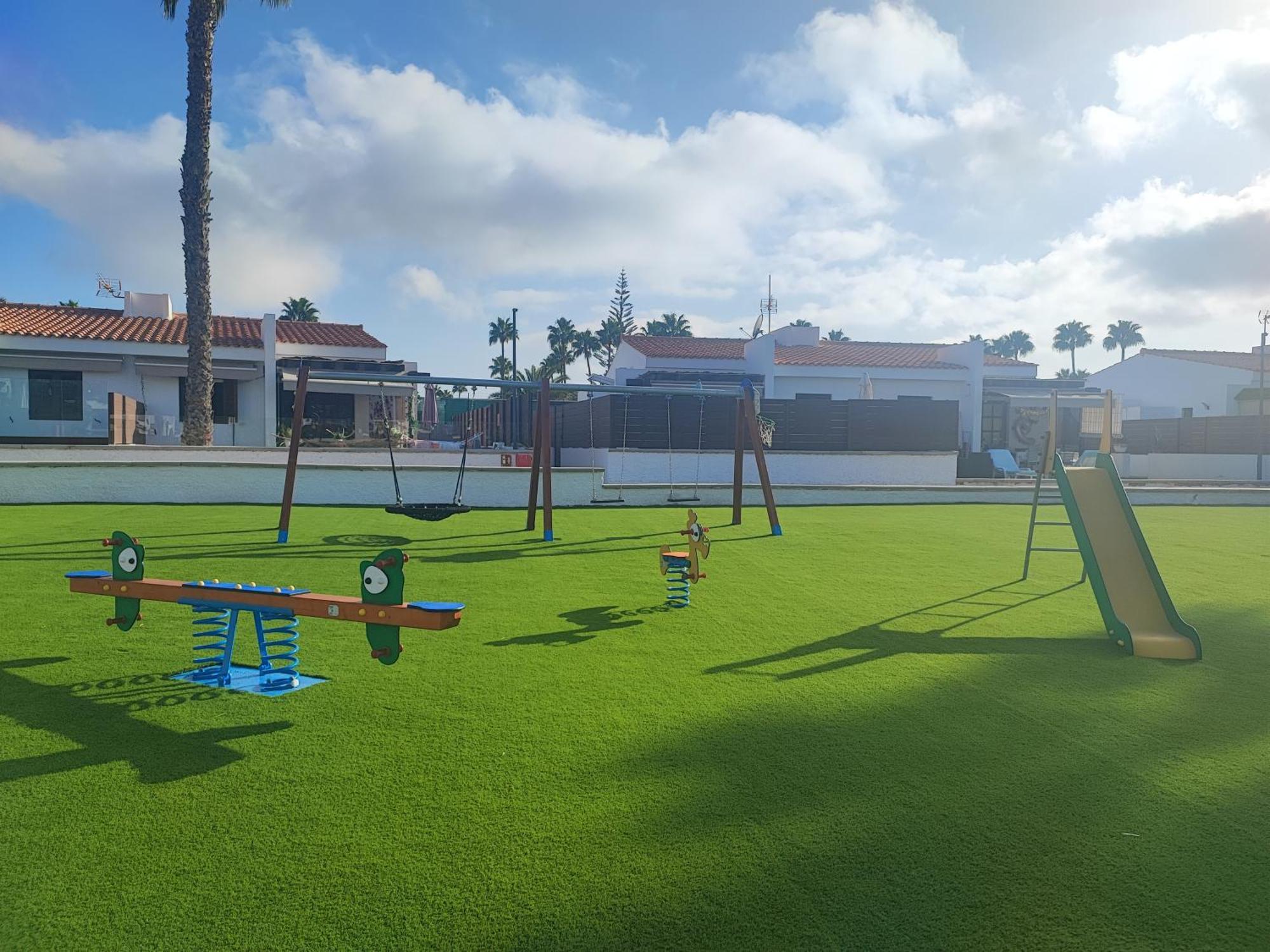 Bungalow Maspalomas Golf Con Jacuzzi, Piscina Y Jardin San Bartolomé Екстериор снимка