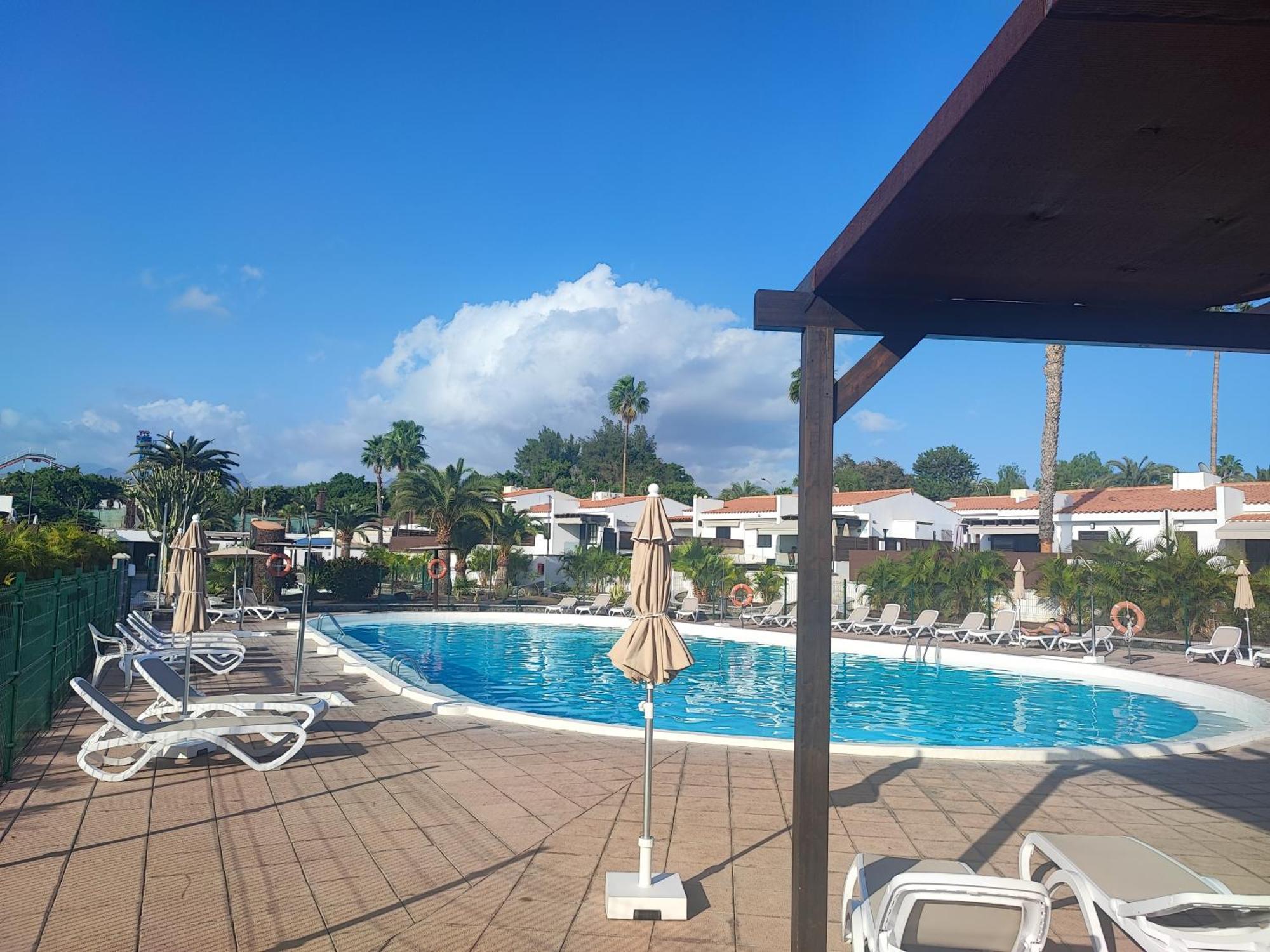Bungalow Maspalomas Golf Con Jacuzzi, Piscina Y Jardin San Bartolomé Екстериор снимка